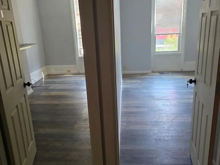 2 Linden Ave #5 — Photo 2