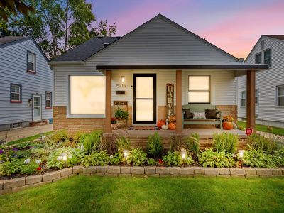 29215 Barton St, Garden City, MI, 48135