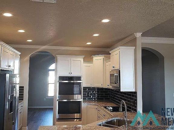 3rd image of 2217 Amanda Ln