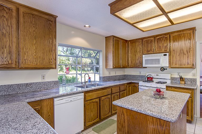 1st image of 1331 Muscat Cir