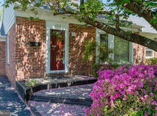 2215 Dixie Dr, York, PA 17402