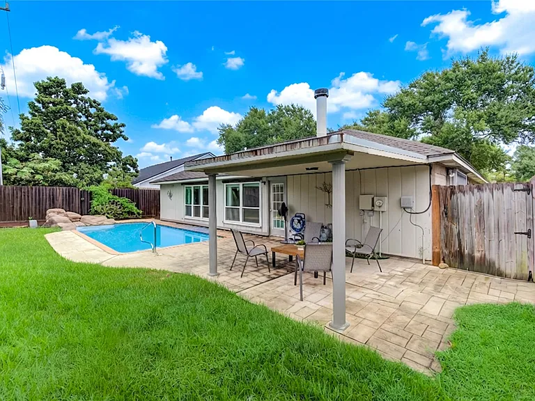7023 Brockington Dr — Photo 34