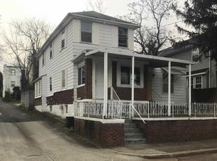 919 45th Pl NE, Washington, DC 20019