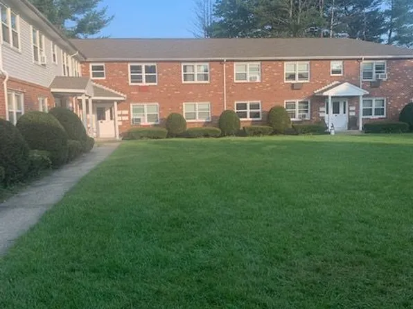 446 High St, Dalton, MA 01226