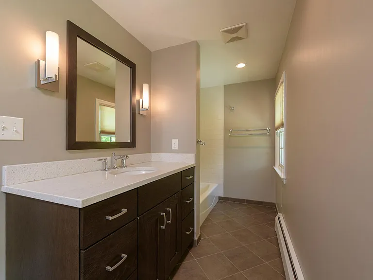 100 Pine Tree Rd — Photo 13