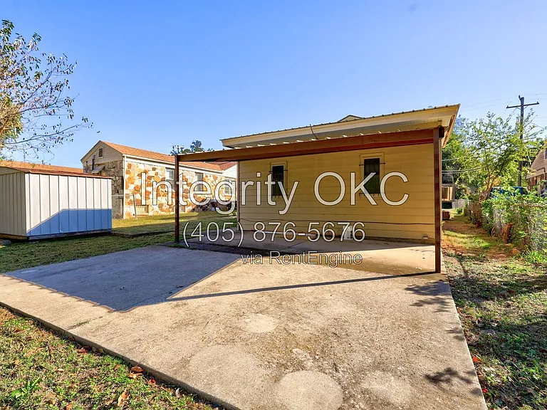1713 N Page Ave — Photo 42