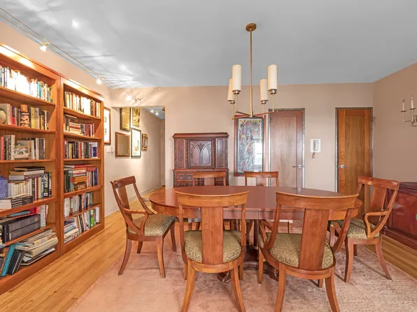 79-10 34th Avenue image 3 of 17