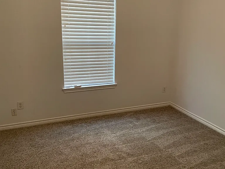 5304 Kathryn Dr — Photo 22
