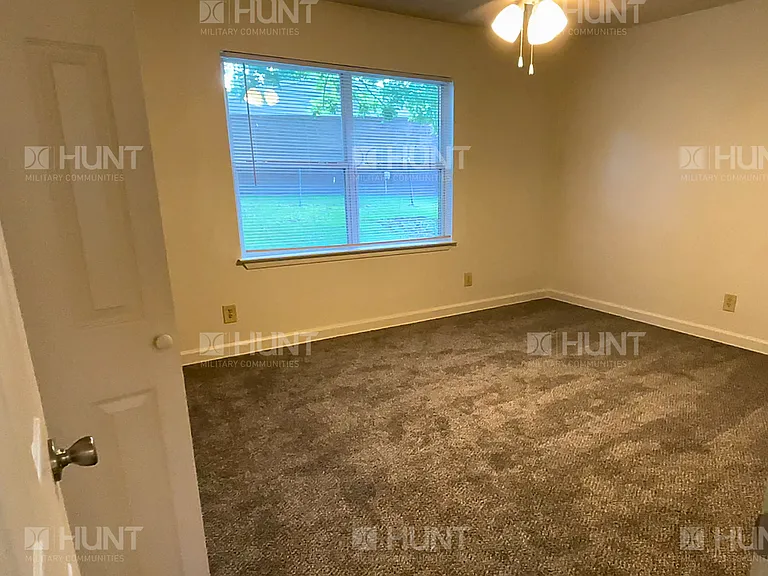 1450B Grissom Ct — Photo 9