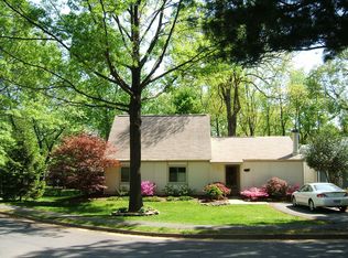 11411 Turnmill Ln, Reston, VA 20191