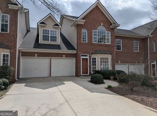 5010 Lexington Dr, Roswell, GA