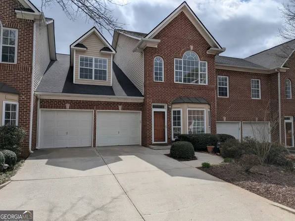 5010 Lexington Dr, Roswell, GA 30075