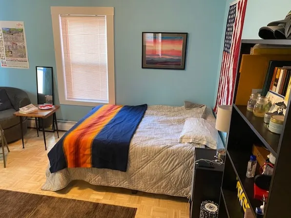 231 High St APT 2A, Brookline, MA 02445