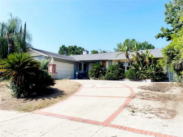 8349 Hillary Dr, Canoga Park, CA 91304