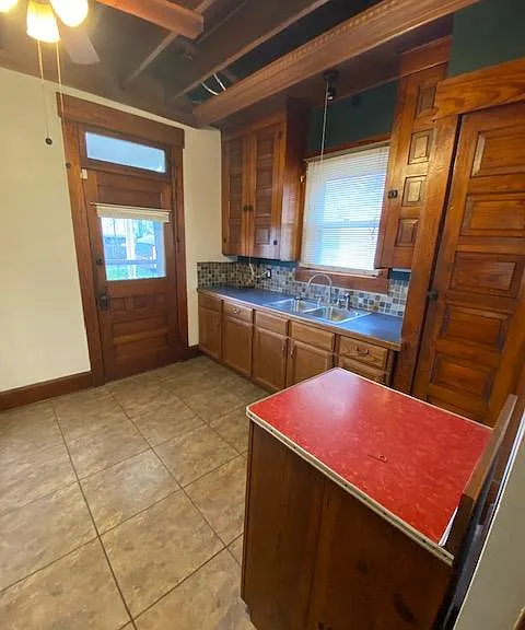 2822 Rosewood Pl NW — Photo 9