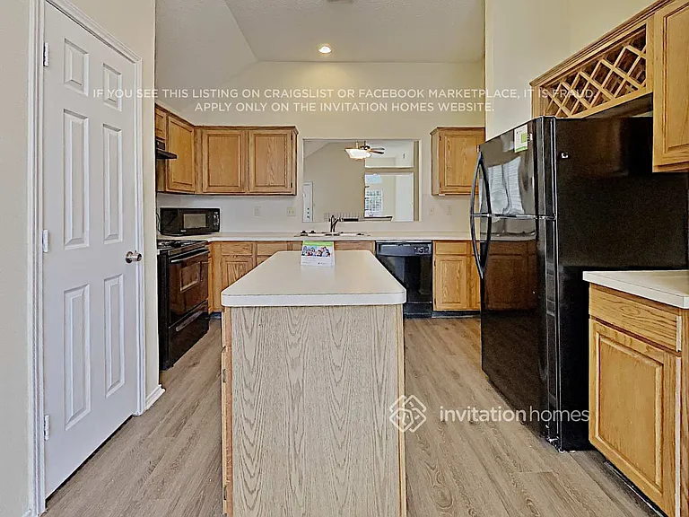8512 Sabinas Trl — Photo 6