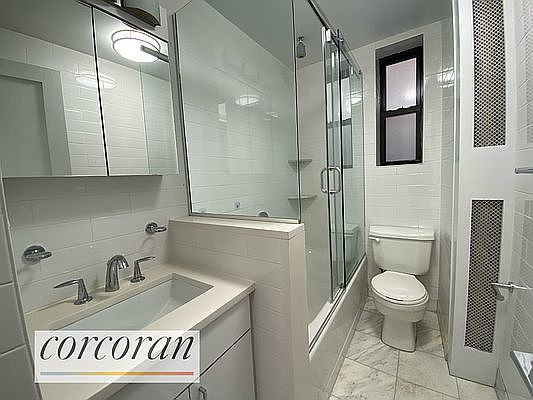 5th image of 25 W 68th St #1G