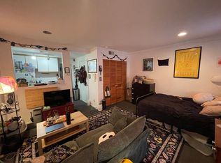 724 S 16th St #2F, Philadelphia, PA 19146