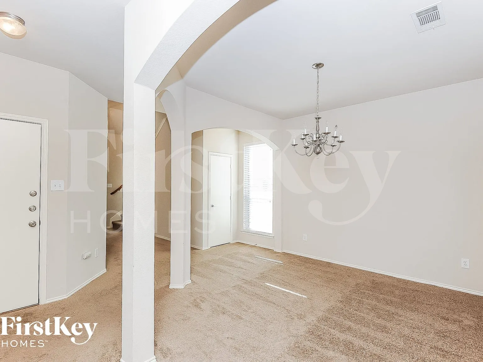 4 bed, 2.5 bath, 2178 sqft, $2,610 — Photo 4