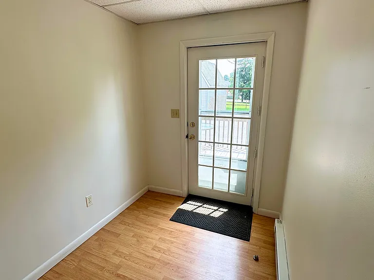 288 W Main St — Photo 23