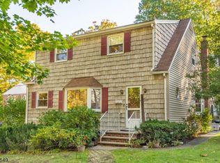 290 Saint Cloud Ave, West Orange, NJ 07052