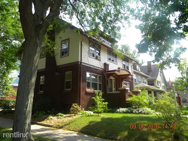 01. #2 Front Outdoor View