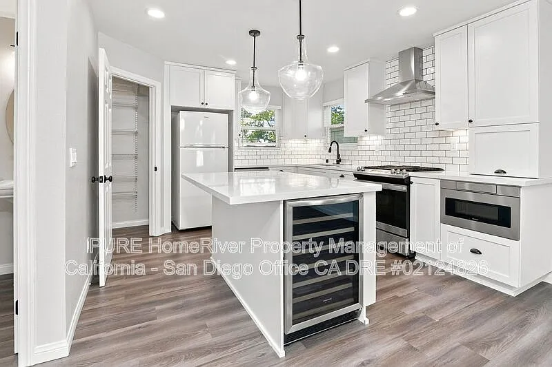 2025 1/2 Ainsley Rd