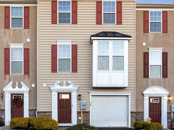 105 Raven Ct, Gilbertsville, PA 19525