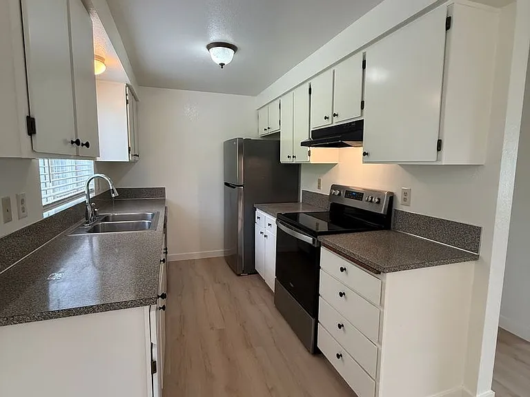 7511 67th Ave NE — Photo 17