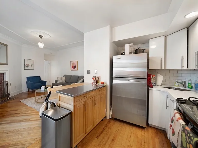180 Sterling Pl #10 — Photo 6