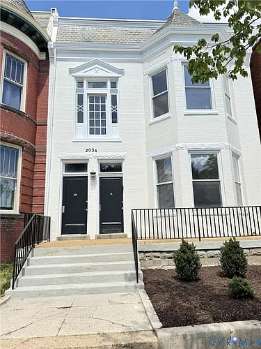 2034 W Grace St #B Photo 1
