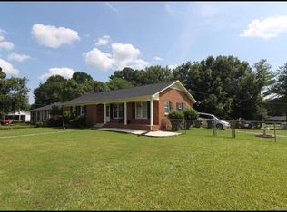 837 Lynhaven Dr, Gastonia, NC 28052