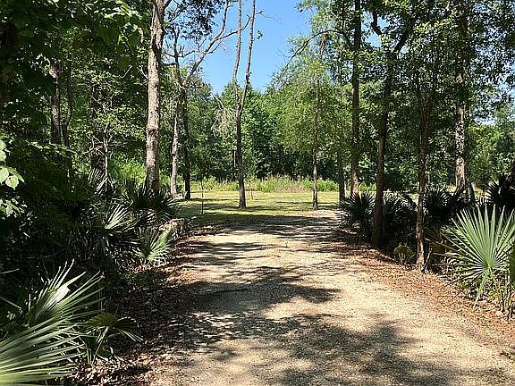 4th image of 20206 Shady Ln