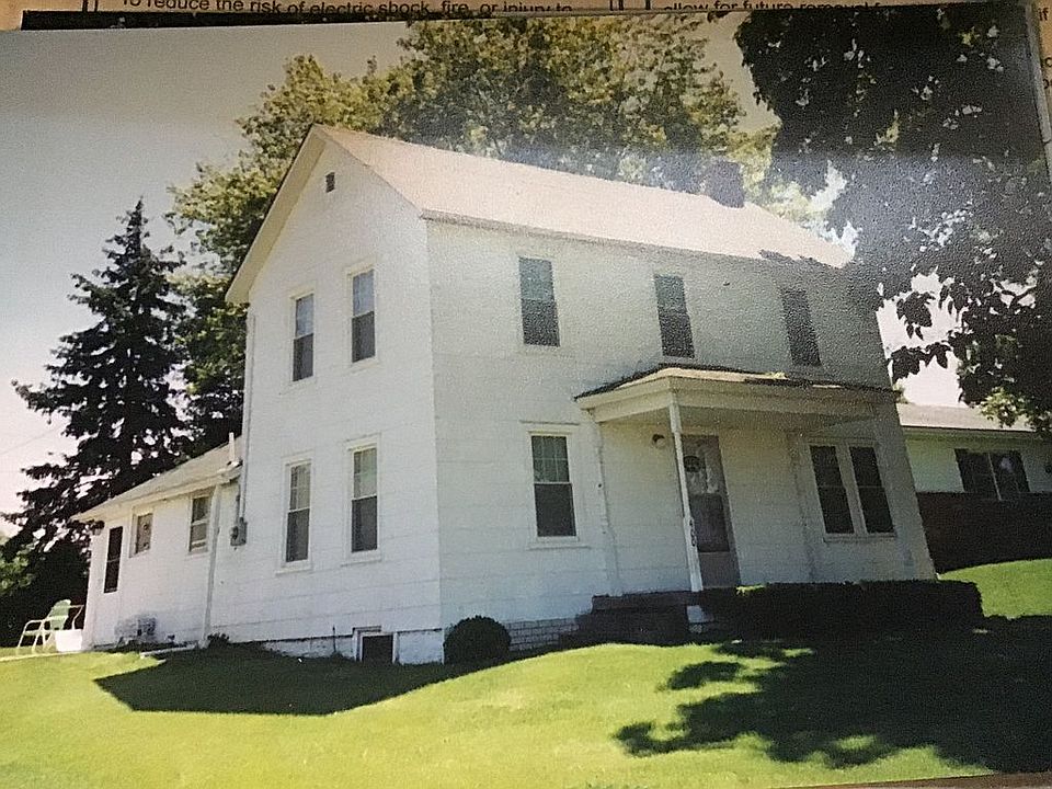 1st image of 400 N Pekin Ln