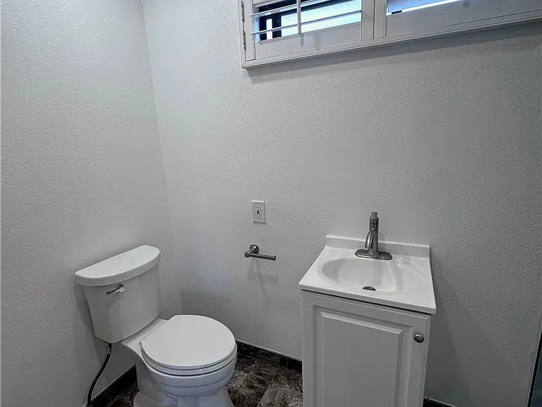 721 Avenue D #BACK — Photo 10
