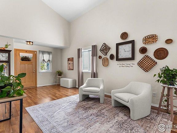 4th image of 10476 Sunburst Ave