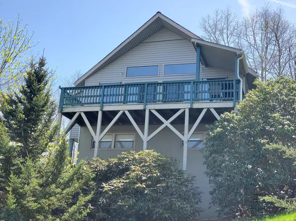 16 Mason Ln, Newland, NC 28657