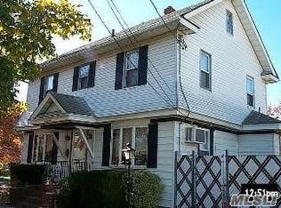185 Monroe St, Franklin Square, NY 11010