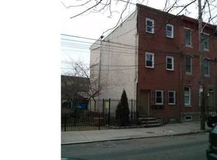 2046 Fitzwater St, Philadelphia, PA 19146