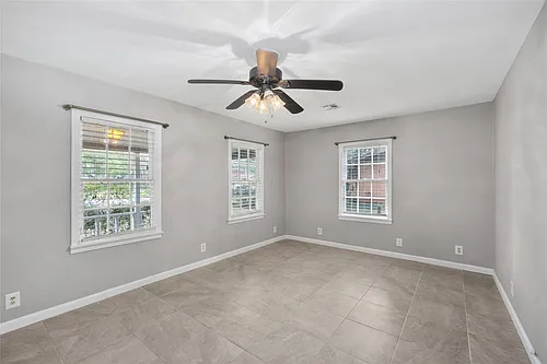 1110 Woods Dr Photo 1