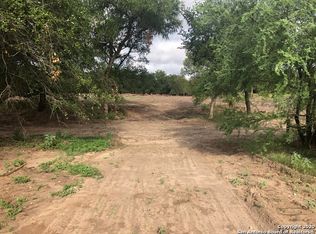 14285 Luckey Rd, Atascosa, TX 78002