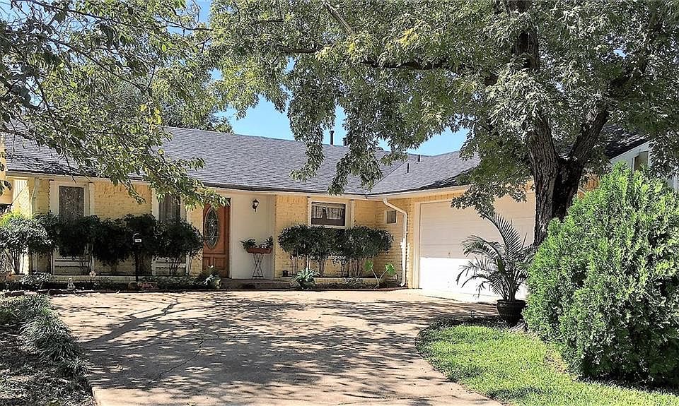 1st image of 5025 Wildbriar Dr