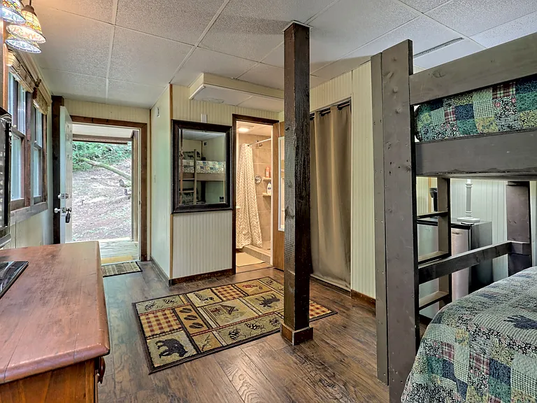 492 Sims Way — Photo 39