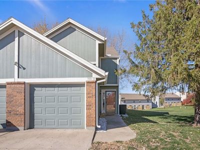 501 NE Brookwood Cir APT D, Blue Springs, MO, 64014