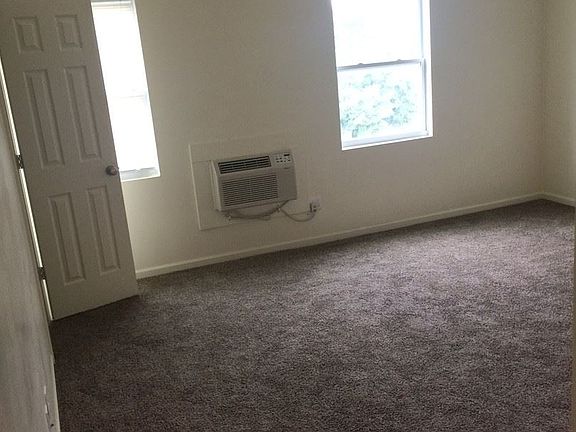 5th image of 1903 W 26th St APT 13