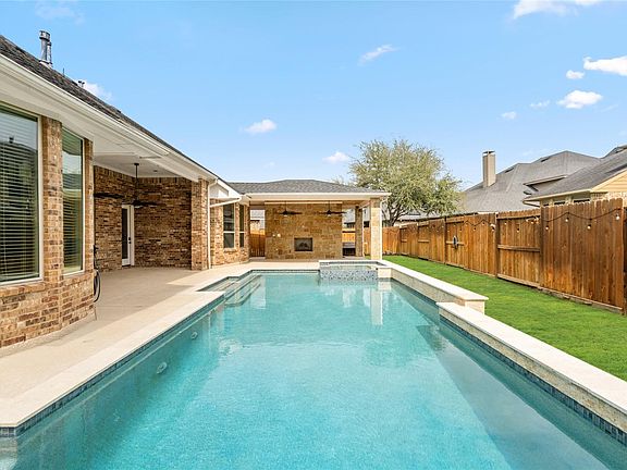 2nd image of 27218 Liberty Heights Ln