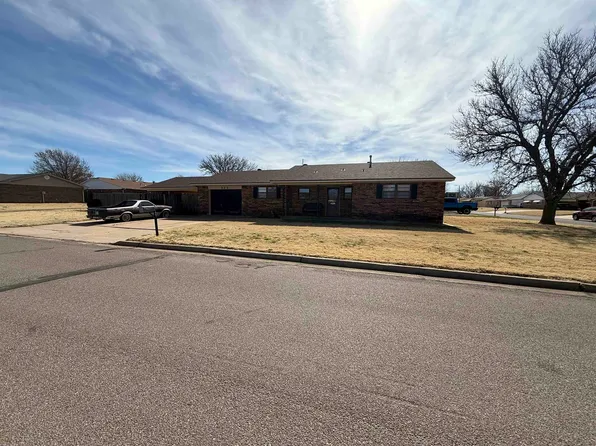 323 Juniper St, Woodward, OK 73801