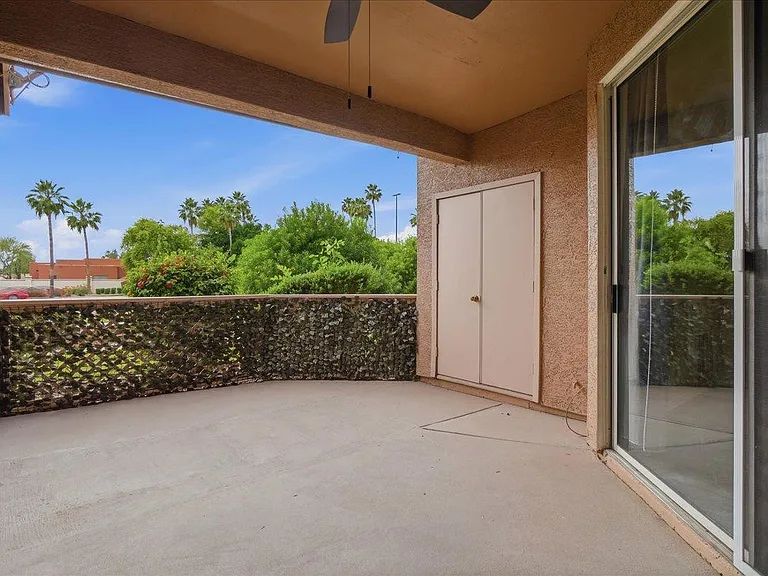 1633 E Lakeside Dr #63 — Photo 19