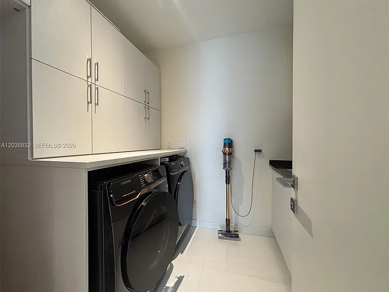 300 Biscayne Boulevard Way #4007W — Photo 23