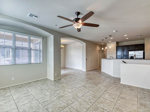 2nd image of 4726 E Red Oak Ln Unit 101
